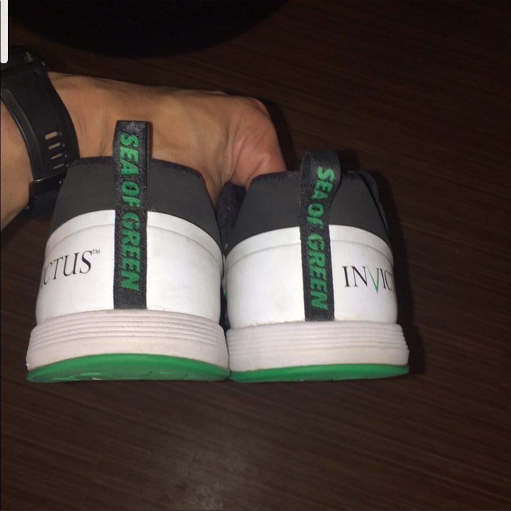 nike metcon invictus